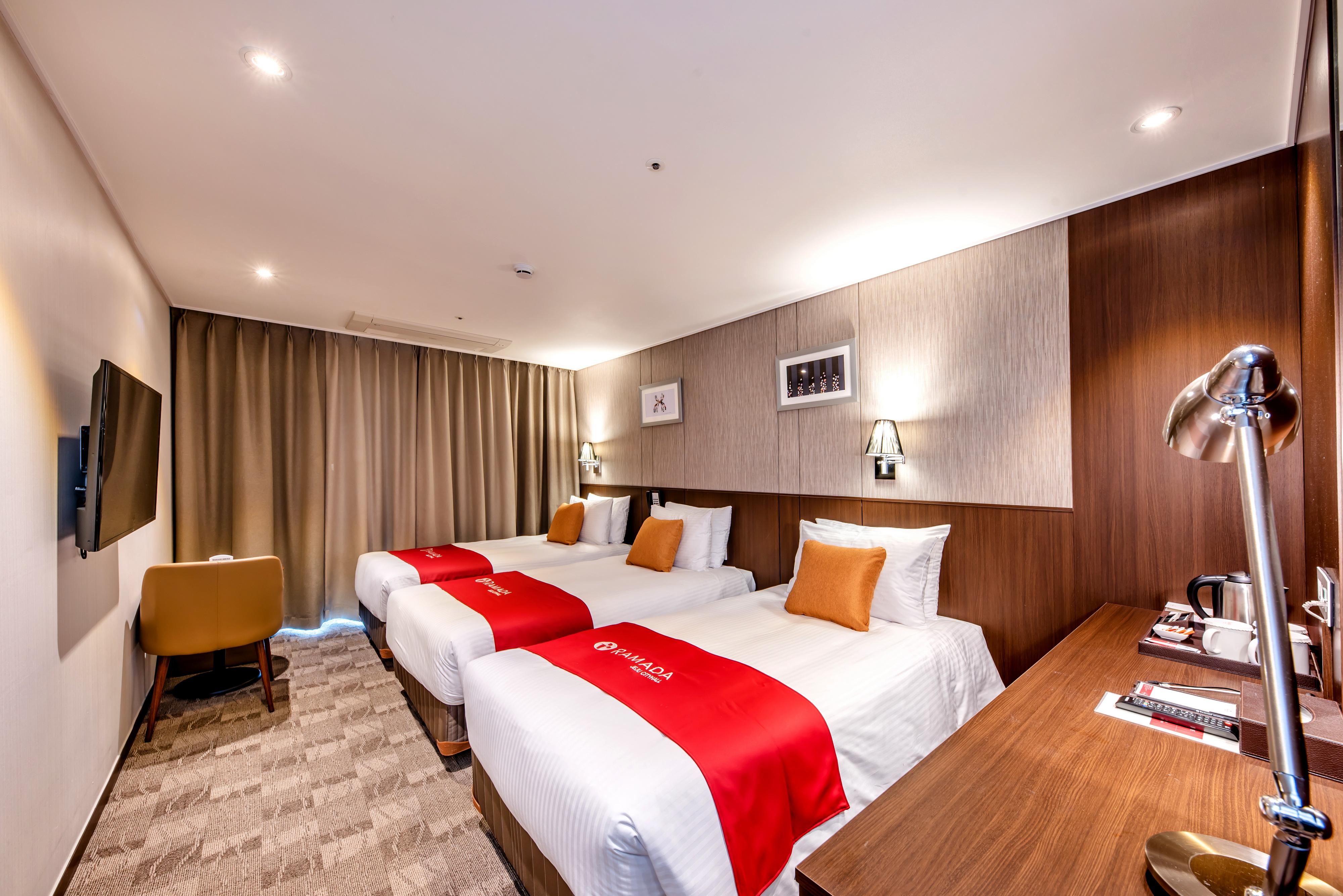 Ramada By Wyndham Jeju City Hall Kültér fotó