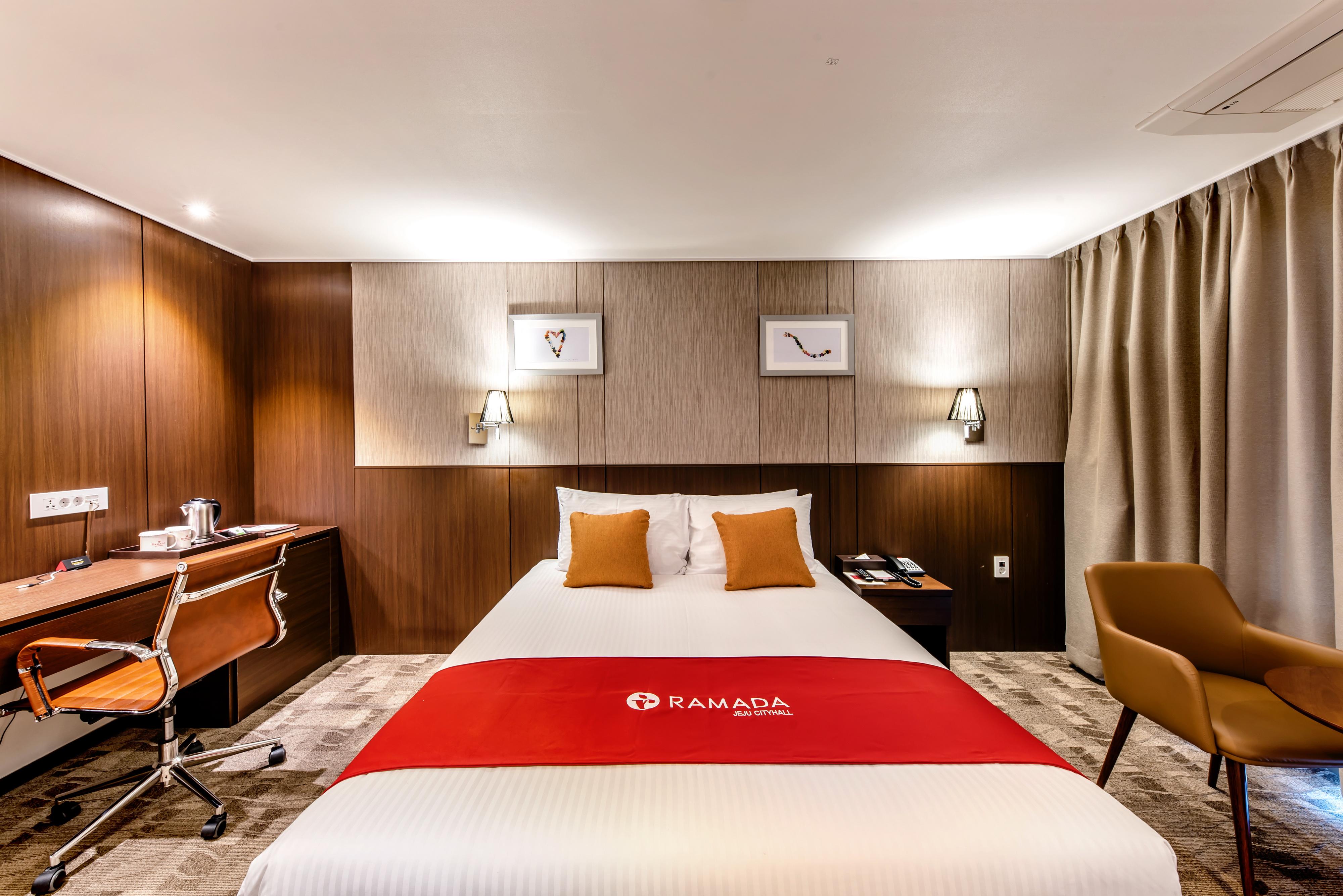Ramada By Wyndham Jeju City Hall Kültér fotó