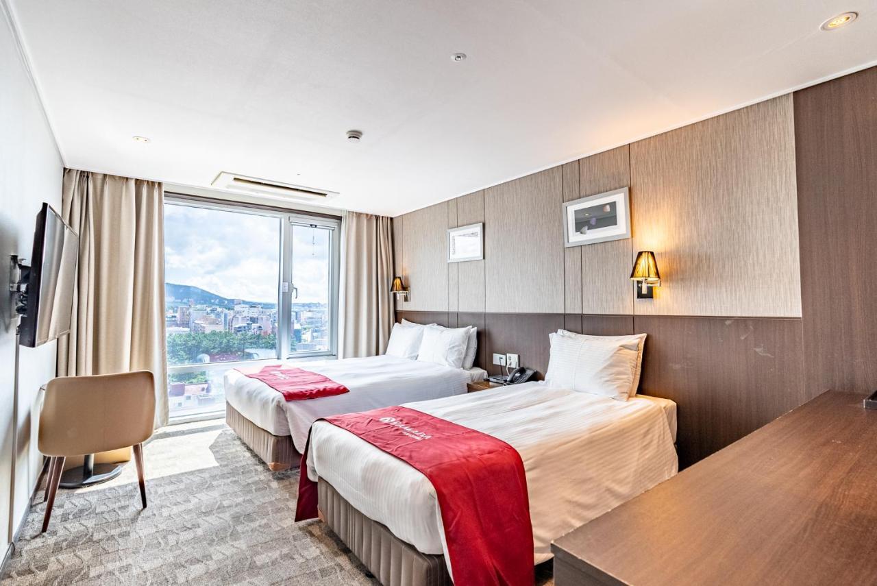 Ramada By Wyndham Jeju City Hall Kültér fotó