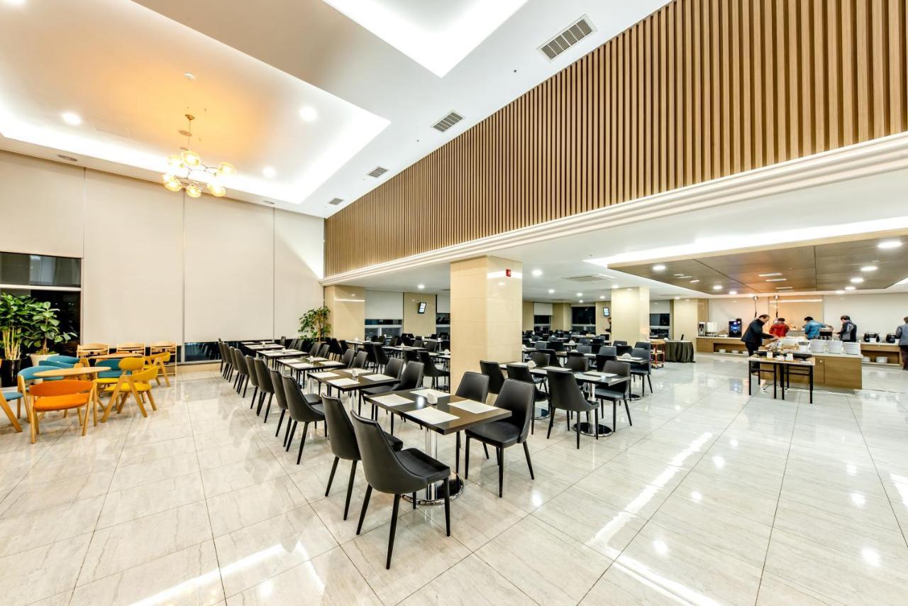 Ramada By Wyndham Jeju City Hall Kültér fotó
